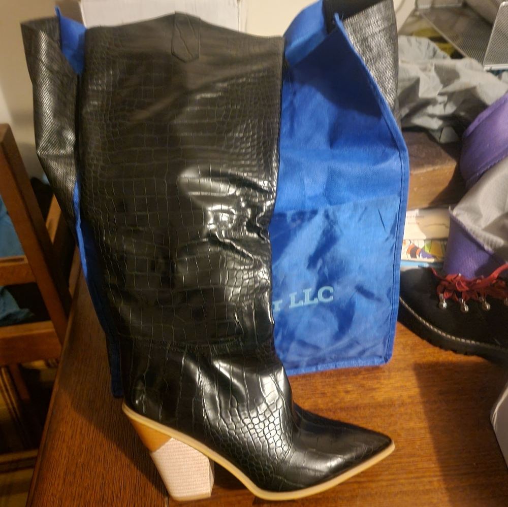 COPY - Boots